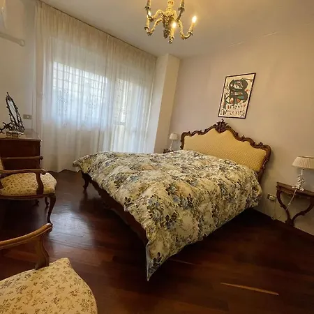 Bed & Breakfast Stanza Classica Eur Tintoretto Řím